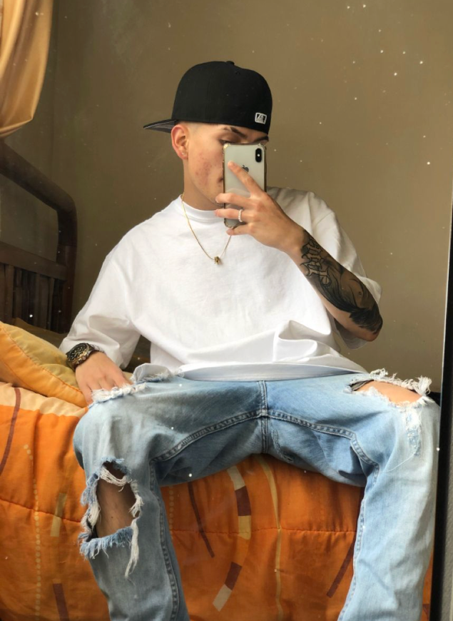 <em>Alejandro l.</em>